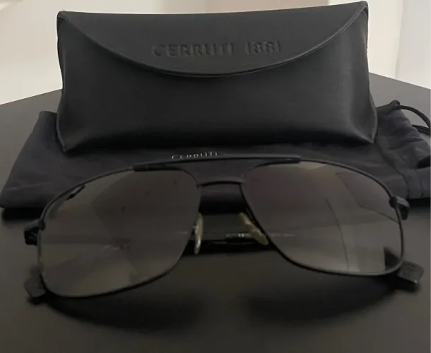 Óculos de sol Cerruti