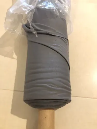 Vende-se peça de 7,145kg de meia malha 28/1 PV 65%PES / 35%VIS