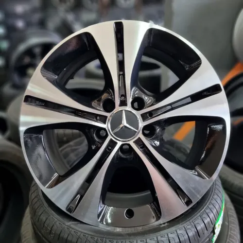 Jogo de rodas usadas aro 17 5x112 Mercedes C180