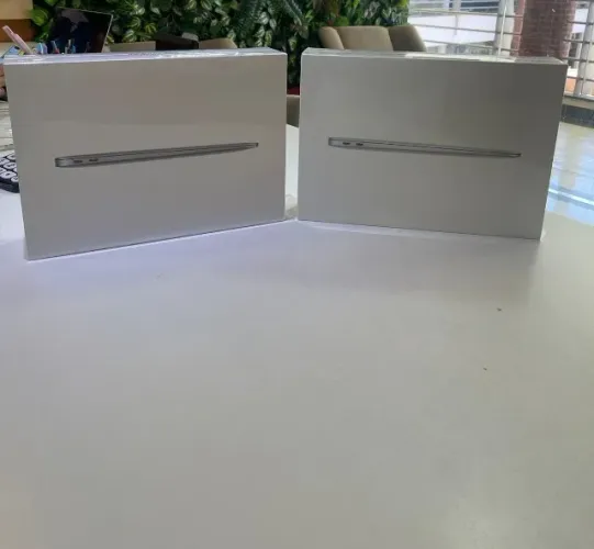 MacBook M1 13 8Gb/256Gb
