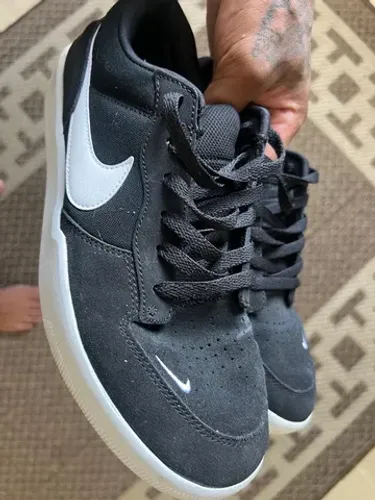 NIKE SB FORCE 58 tamanho 42