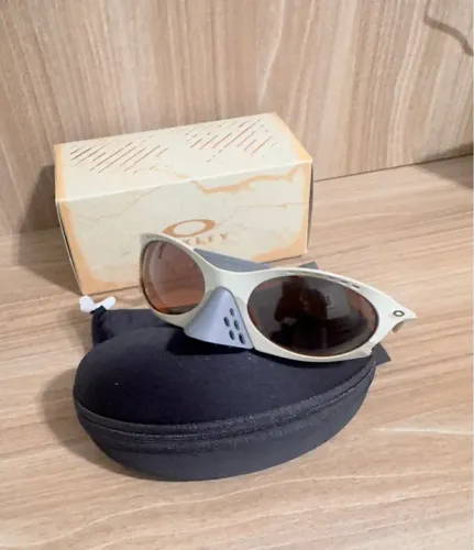 Óculos Oakley Plantaris Matte Sand Prizm Brown Gradient