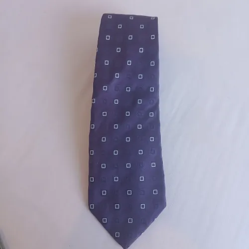 Gravata Vitorino Azul Escuro com Detalhes Quadrados