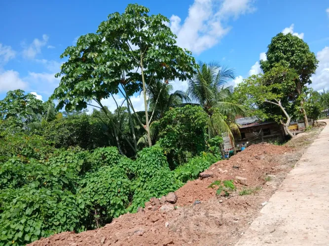 INVISTA NO SEU FUTURO: Terreno Perfeito para Seu Projeto dos Sonhos!
