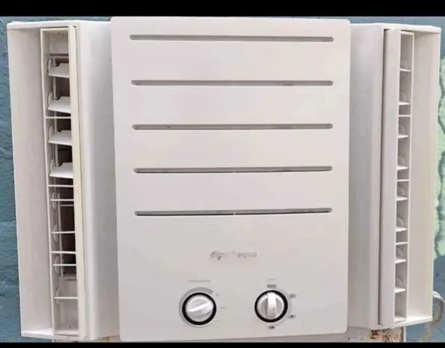 Ar condicionado De janela 110volts de 7.500 Btu Usado 