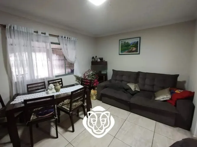 Casa térrea à venda na Vila João Ramalho, em Santo André