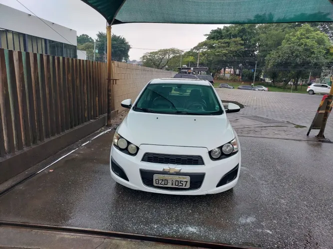 Chevrolet sonic 2014 1.6 16v completo 