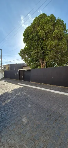 Casa para Locação Residencial ou Comercial em Maceió, Barro Duro Maceió /Alagoas