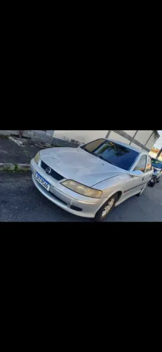 Chevrolet Vectra GLS/ Challenge 2.2 MPFI 16V 2000