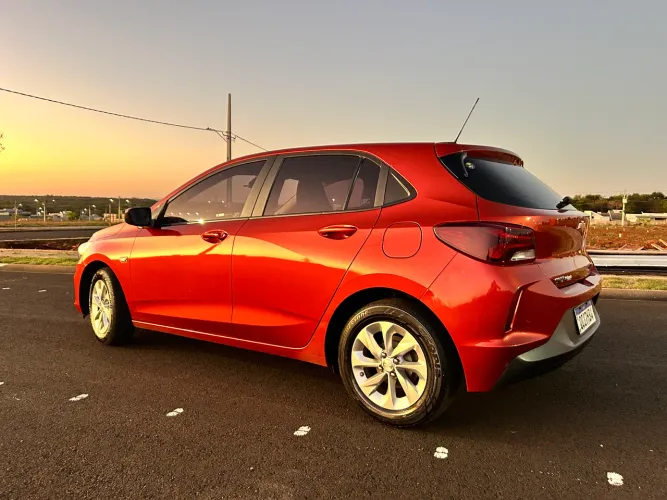 Chevrolet Onix Hatch LT 1.0 12V Flex Mec. 4P 2020