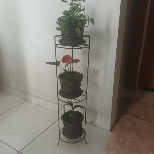 Suporte para vaso  + 3 vasos 