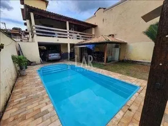 Casa à venda, 4 quartos, 2 suítes, 2 vagas, Sagrada Família - Belo Horizonte/MG