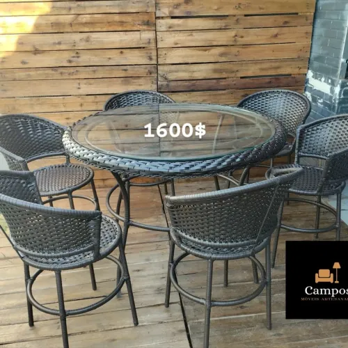 Conjunto de Mesa com 6 cadeiras