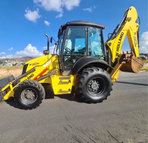 Pá Carregadeira New Holland B110B 