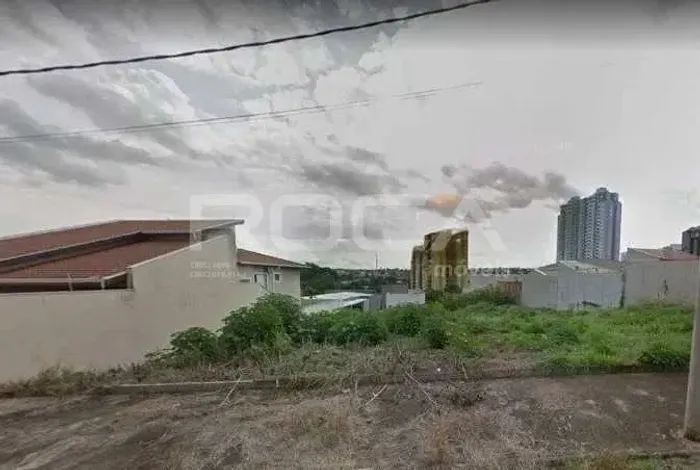 Venda de Terreno / Padrão na cidade de Ribeirão Preto