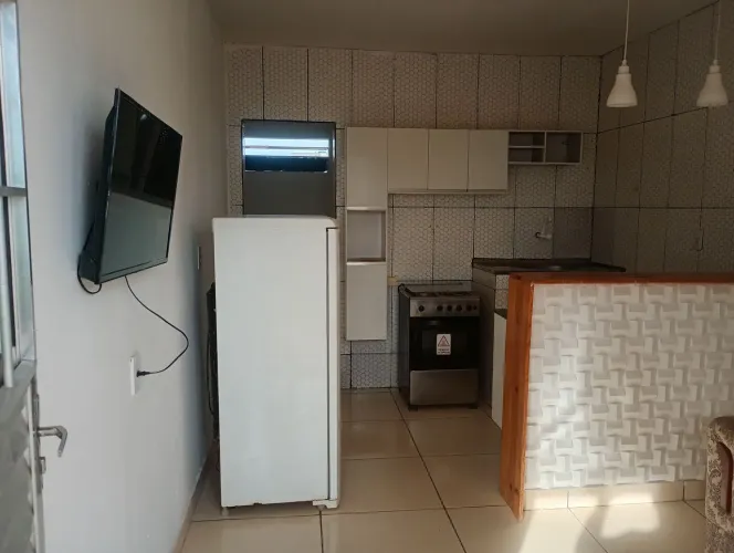 Ótimo kitnet no Ipsep com agua luz iptu