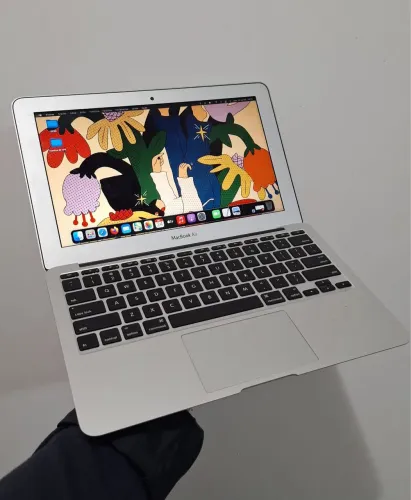 アップル MacBook Air (11-inch, Early 2014) MacBook Air (11インチ, Early 2014) MacBook Air (11-inch, Early