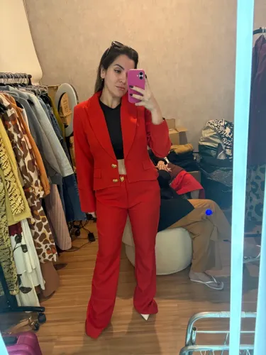 Conjunto vermelho (calca e blazer)