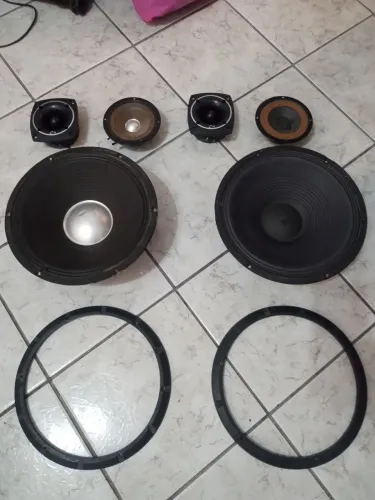 Alto-falantes para Som Automotivo