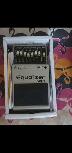 GRÁFIC EQUALIZER BOSS GE- 7