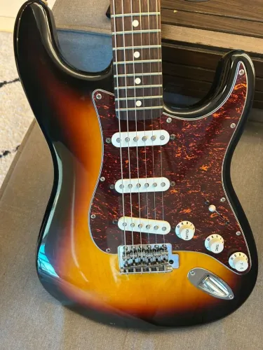 Guitarra Fender Stratocaster
