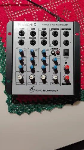Mesa de som Nanomix