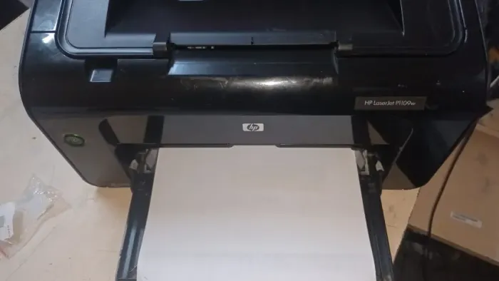 IMPRESSORA HP LASERJET P1109W SEMI NOVA