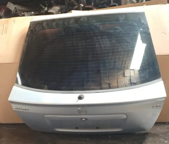 Tampa traseira astra hatch ate 2003
