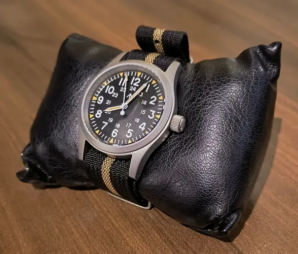 Relógio de pulso militar marca Militado 38mm