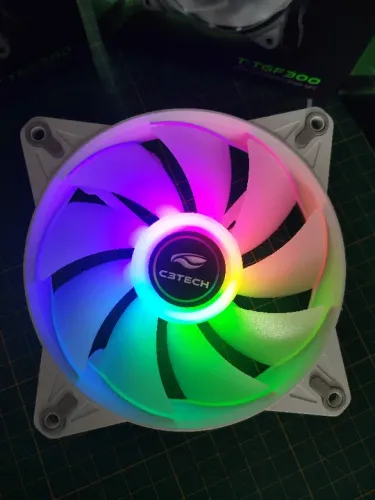 3 Coolers Ventilador branco gabinete gamer 120mm - 4 Pinos RGB Multi fixo