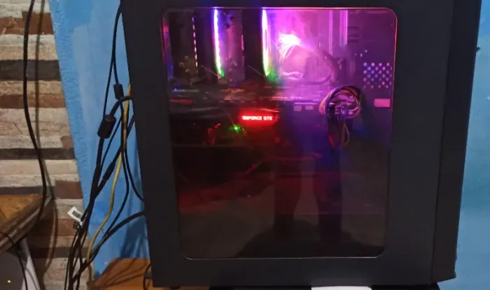 PC Gamer i7 7700 GTX 1070 Ti 32GB RAM