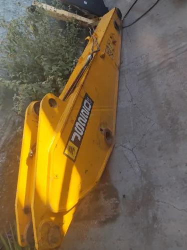 Braço de Escavadeira JCB JS220