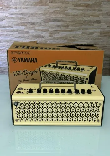 Amplificador Combo de Guitarra/Violão/Baixo Bluetooth THR-10 II - Yamaha
