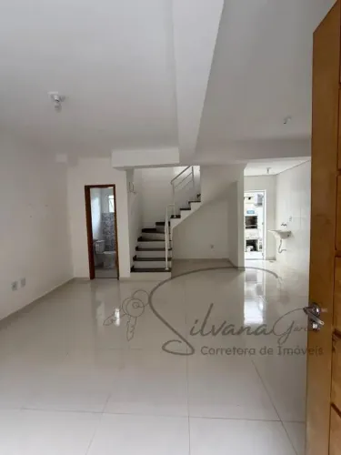 Casa em Condomínio à Venda na Vila Suíssa com 2 súites / Mogi das Cruzes SP