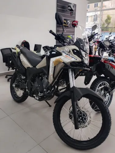 XRE 300  2026  pronta entrega SAHARA ADV