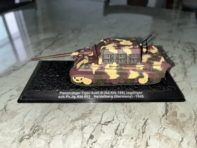 Carro Miniatura 1:43 Heidelberg Germany (1945)