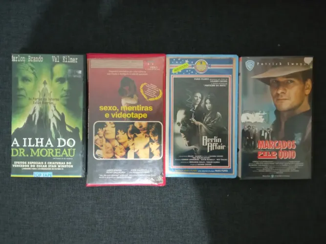 VHS - Uma Ilha do Dr. Moreau + Sexo, Mentiras e Videotape + Outros
