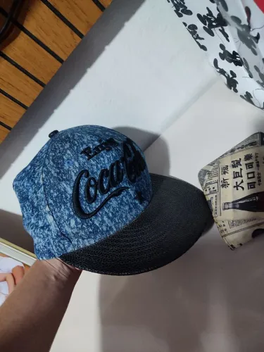 Chapéu e Carteira da Coca Cola
