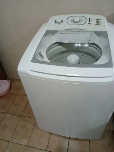Vendo máquina de lavar eletrolux 15 kilos