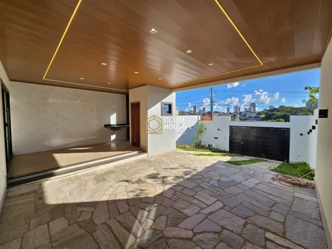 Casa no Jardim Europa, 260m² ao lado do Jundiaí e Anápolis City - Anápolis GO