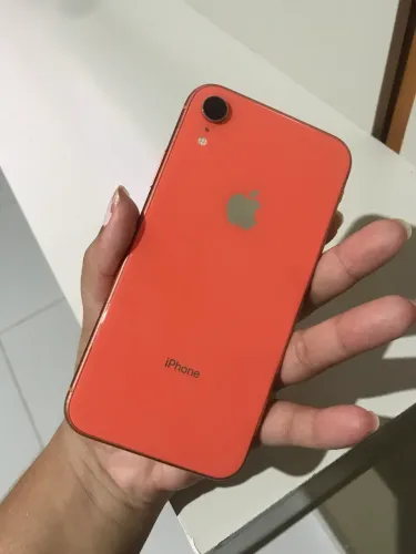 IPhone XR novo laranja