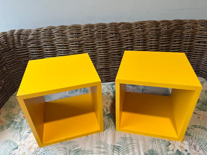 kit de nichos decorativos em MDF na cor amarela