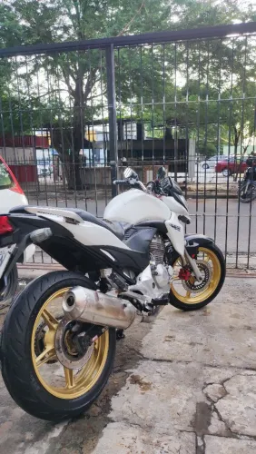 CB 300R 2015