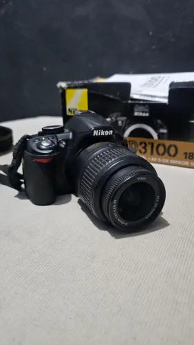 Câmera Nikon D3100. + Cartão 64gb classe 10