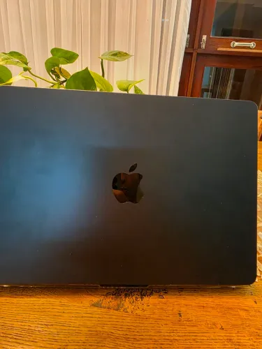 Macbook air 13.6" 512 gb , preto.
