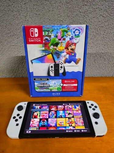 VENDO NINTENDO SWITCH OLED D.E.S.B.L