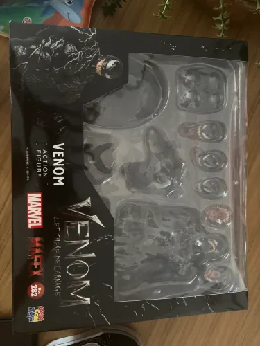 Venom Mafex filme ?let there be carnage? lacrado