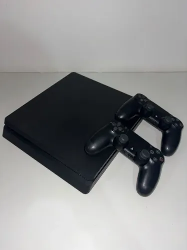 Playstation 4 - 1 TB