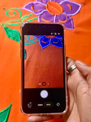 iPhone 11 Pro exelente.