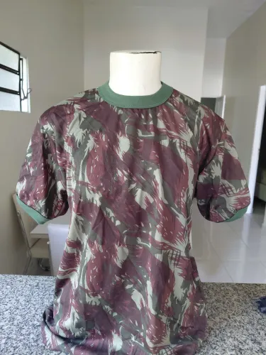 Camisa Camuflada dray fit malhar furadinha